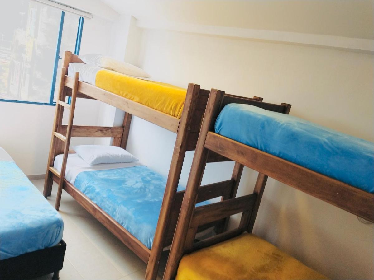 Hostal Casa Lantana La Candelaria Bogotá Exteriör bild