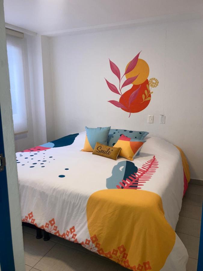 Hostal Casa Lantana La Candelaria Bogotá Exteriör bild