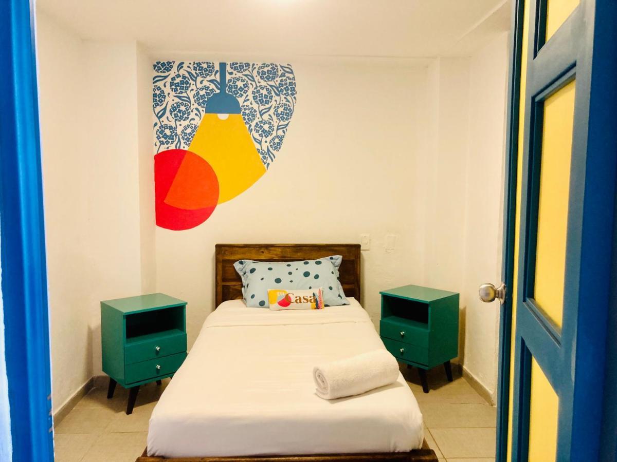 Hostal Casa Lantana La Candelaria Bogotá Exteriör bild